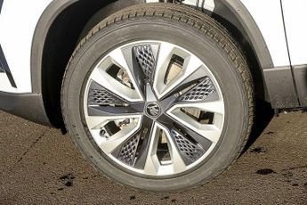 SKODA Karoq Estate 1.5 TSI SE L 5dr DSG