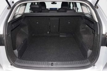 SKODA Enyaq Iv 132kW 60 Suite 62kWh 5dr Auto [120kW]