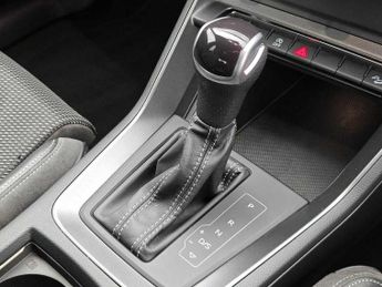 Audi Q3 S line 35 TFSI  150 PS S tronic
