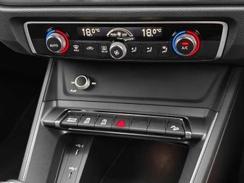 Audi Q3 S line 35 TFSI  150 PS S tronic