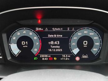 Audi Q3 S line 35 TFSI  150 PS S tronic