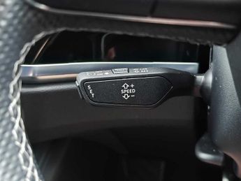 Audi Q3 S line 35 TFSI  150 PS S tronic