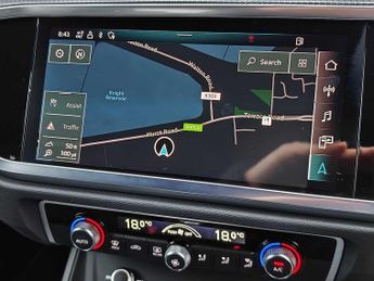 Audi Q3 S line 35 TFSI  150 PS S tronic