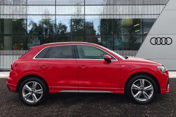 Audi Q3 S line 35 TFSI  150 PS S tronic