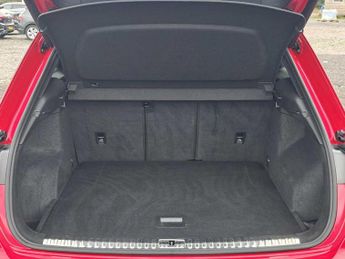 Audi Q3 S line 35 TFSI  150 PS S tronic