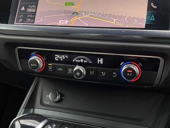 Audi Q3 S line 45 TFSI quattro 230 PS S tronic