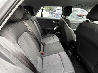 Audi Q2 Sport 35 TFSI  150 PS S tronic