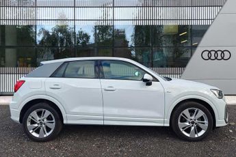 Audi Q2 S line 35 TFSI  150 PS S tronic