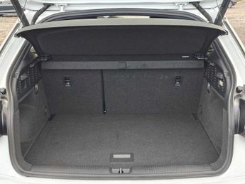 Audi Q2 S line 35 TFSI  150 PS S tronic