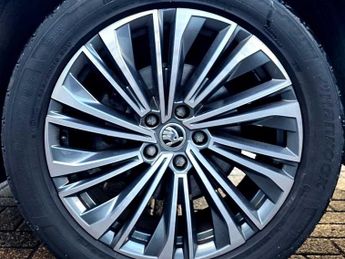 SKODA Kodiaq 1.5 TSI SE L Executive 5dr DSG [7 Seat]