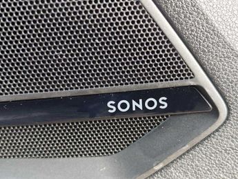 Audi Q2 S line 35 TFSI  150 PS S tronic