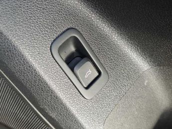 Audi Q2 S line 35 TFSI  150 PS S tronic