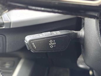 Audi Q2 S line 35 TFSI  150 PS S tronic