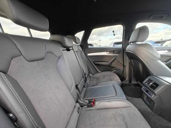 Audi Q5 S line 50 TFSI e quattro 299 PS S tronic