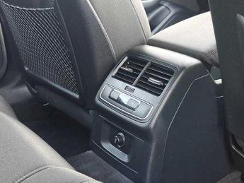 Audi A4 Avant Technik 35 TFSI  150 PS S tronic