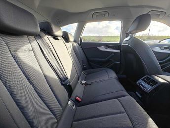 Audi A4 Avant Technik 35 TFSI  150 PS S tronic