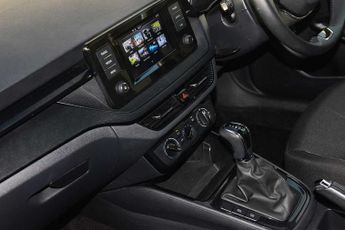 SKODA Fabia 1.0 TSI 110 SE Comfort 5dr DSG