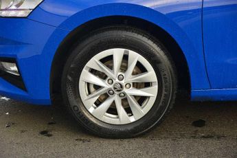 SKODA Fabia 1.0 TSI 110 SE Comfort 5dr DSG