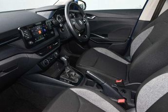 SKODA Fabia 1.0 TSI 110 SE Comfort 5dr DSG