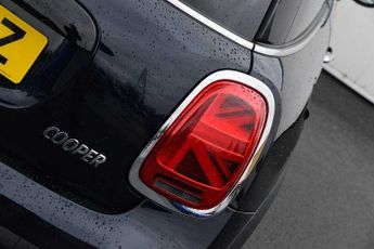 MINI COOPER 1.5 Cooper Exclusive 3dr Auto