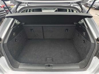 Audi A3 Sportback - 40 e-tron  204 PS S tronic