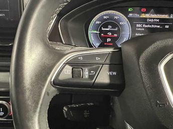 Audi Q5 Sport 50 TFSI e quattro 299 PS S tronic