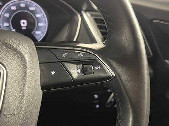 Audi Q5 Sport 50 TFSI e quattro 299 PS S tronic