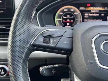 Audi Q5 MY23.5 S line 50 TFSI e quattro 299 PS S tronic