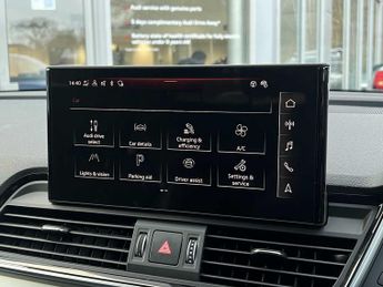 Audi Q5 MY23.5 S line 50 TFSI e quattro 299 PS S tronic