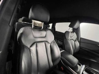 Audi Q7 Black Edition 55 TFSI quattro 340 PS tiptronic