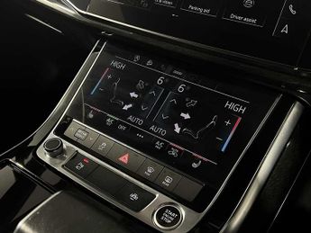 Audi Q7 Black Edition 55 TFSI quattro 340 PS tiptronic