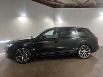 Audi Q7 Black Edition 55 TFSI quattro 340 PS tiptronic