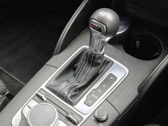 Audi A3 S line Navigation 1.8 TFSI quattro 180 PS S tronic