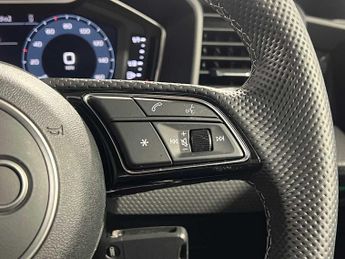 Audi A1 Sportback S line 30 TFSI  116 PS S tronic