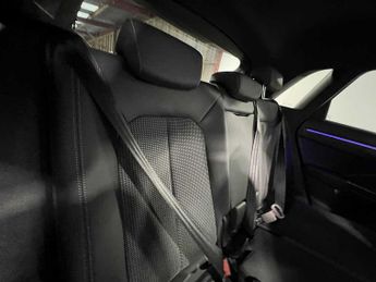 Audi Q3 Black Edition 40 TFSI quattro 190 PS S tronic