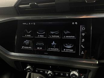Audi Q3 Black Edition 35 TFSI  150 PS S tronic