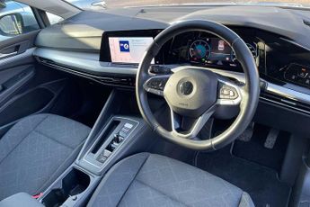 Volkswagen Golf 2.0 TDI Life 5dr DSG