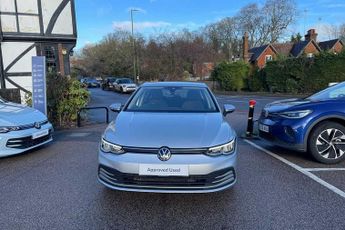 Volkswagen Golf 2.0 TDI Life 5dr DSG