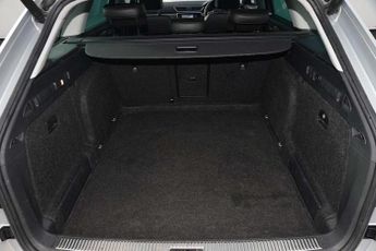 SKODA Superb 2.0 TDI (150ps) SE L Executive 5-Dr Estate