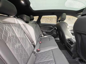 Audi S6 Avant Edition 1 e-tron  370,00 kW