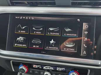 Audi Q3 S line 35 TFSI  150 PS S tronic