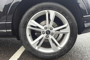 Audi Q3 S line 35 TFSI  150 PS S tronic