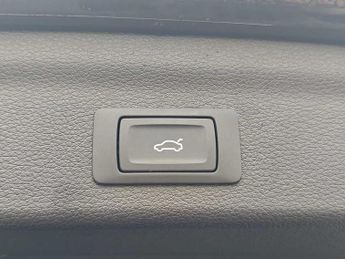 Audi Q3 S line 35 TFSI  150 PS S tronic