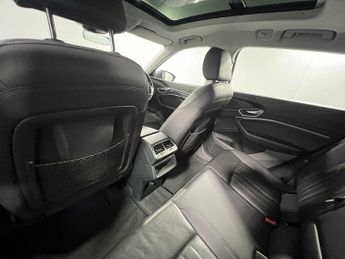 Audi e-tron 55 quattro 300,00 kW