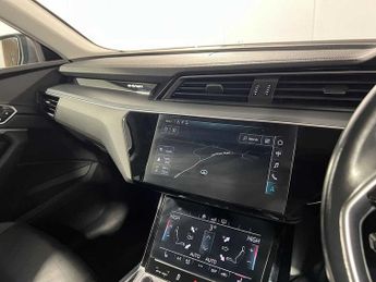 Audi e-tron 55 quattro 300,00 kW