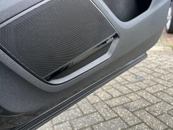 Audi Q2 S line 35 TFSI  150 PS S tronic