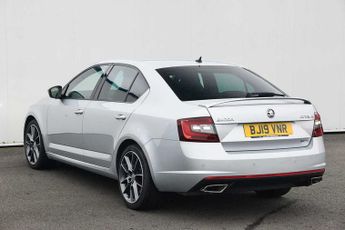 SKODA Octavia 2.0 TSI 245 vRS 5dr DSG [Black Pack]