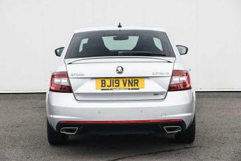 SKODA Octavia 2.0 TSI 245 vRS 5dr DSG [Black Pack]