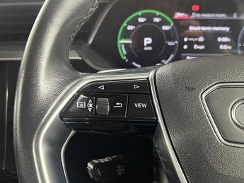 Audi e-tron Technik 55 quattro 300,00 kW