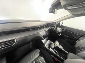 Audi e-tron Technik 55 quattro 300,00 kW